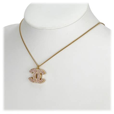 collana chanel con margherite thun|Saldi Collane Chanel da Donna: 300++ Prodotti .